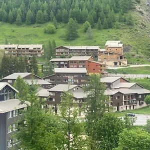 https://appartement-6-couchages-la-foux-dallos.fr-provencehotel.com